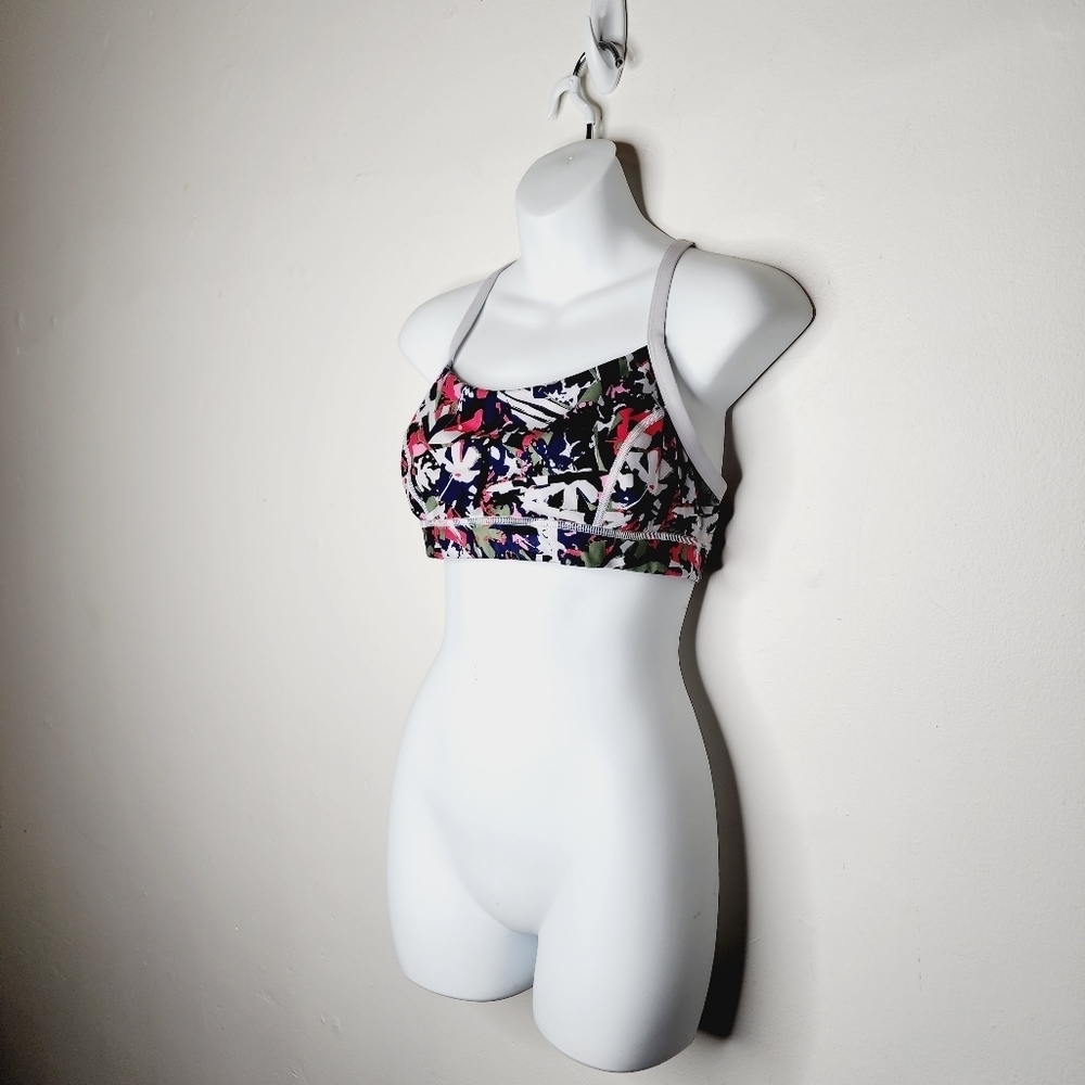 Lululemon Rise and Run Bra - Picture 2 of 7